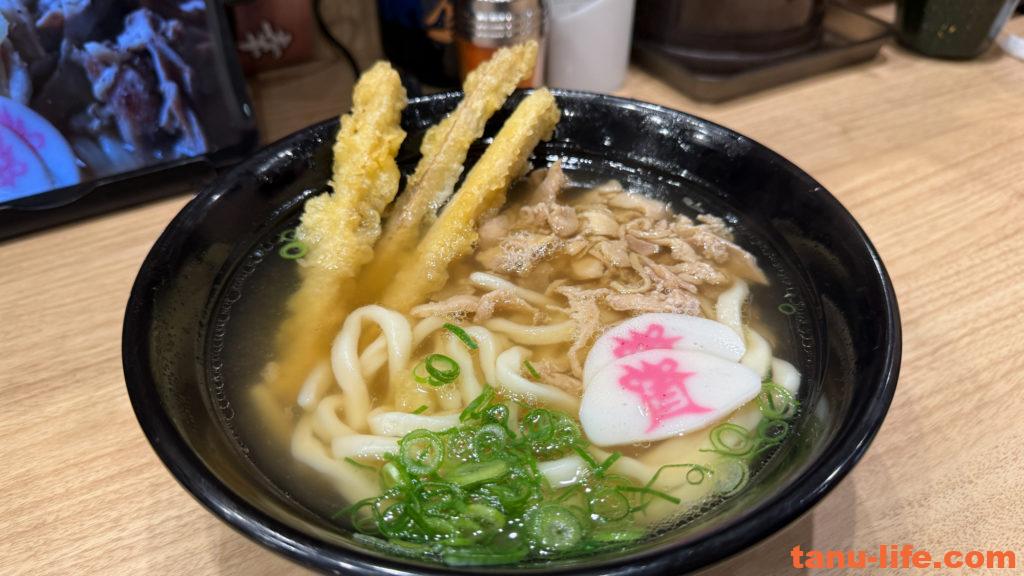 資さんうどん名物。ごぼ天かしわうどん