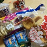 沖縄食材・グッズの専門店わしたショップ＠レイクタウンで沖縄お菓子をまとめ買い